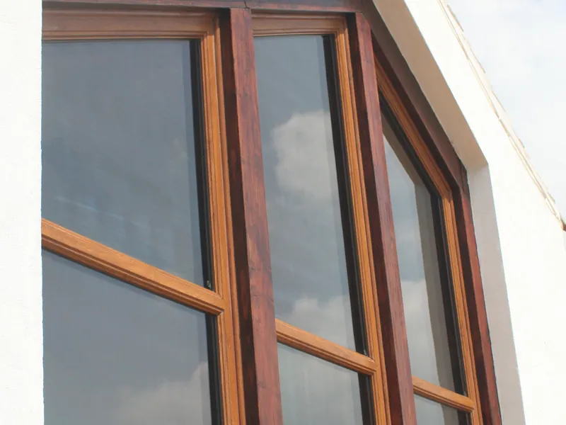 Bay Windows — Gallery Finsbury Park